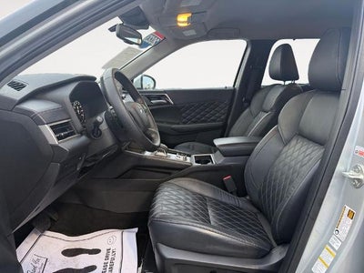 2023 Mitsubishi Outlander SEL FWD