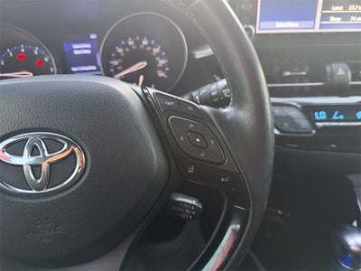 2019 Toyota C-HR LE FWD (Natl)