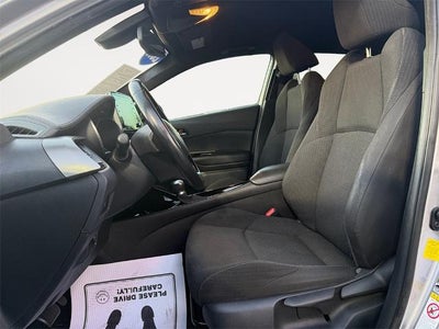 2019 Toyota C-HR LE FWD (Natl)