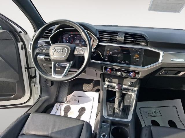 2023 Audi Q3 S line Premium 45 TFSI quattro