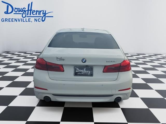 2018 BMW 530e iPerformance Plug-In Hybrid