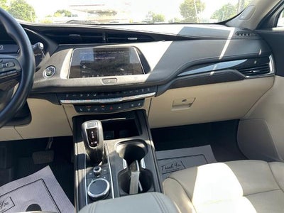 2019 Cadillac XT4 FWD Premium Luxury