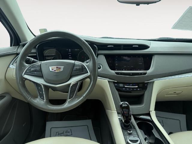 2021 Cadillac XT5 FWD Premium Luxury