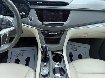 2021 Cadillac XT5 FWD Premium Luxury