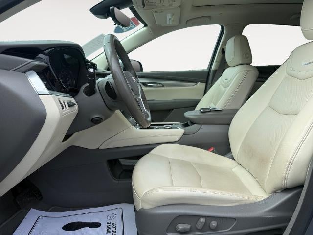 2021 Cadillac XT5 FWD Premium Luxury