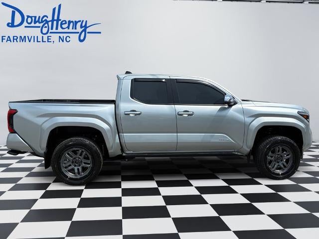 2026 Toyota Tacoma 4WD SR5