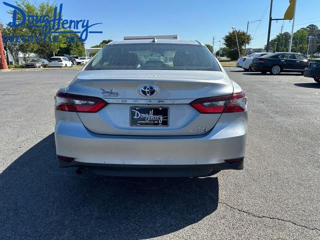 2024 Toyota Camry Hybrid LE