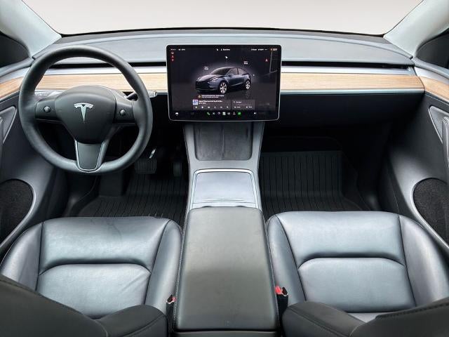 2024 Tesla Model Y Long