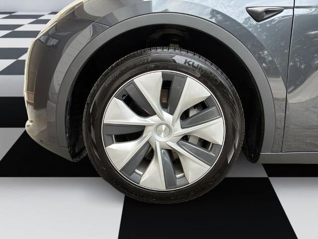 2024 Tesla Model Y Long