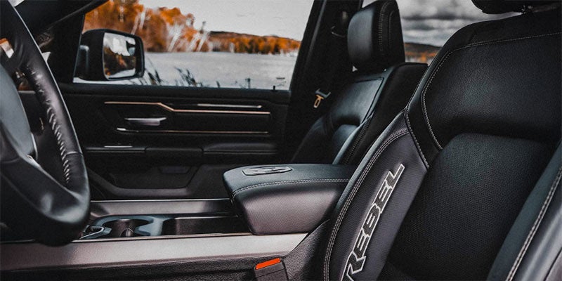 2023 ram 1500 interior seats img